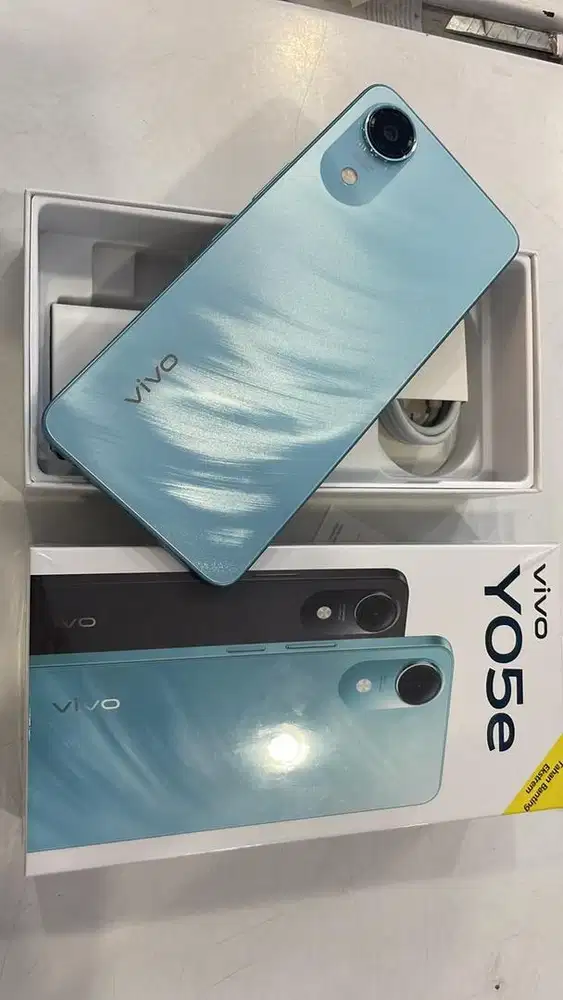 CASH/KREDIT VIVO Y05e 4+4/64GB BIRU CENDRAWASIH