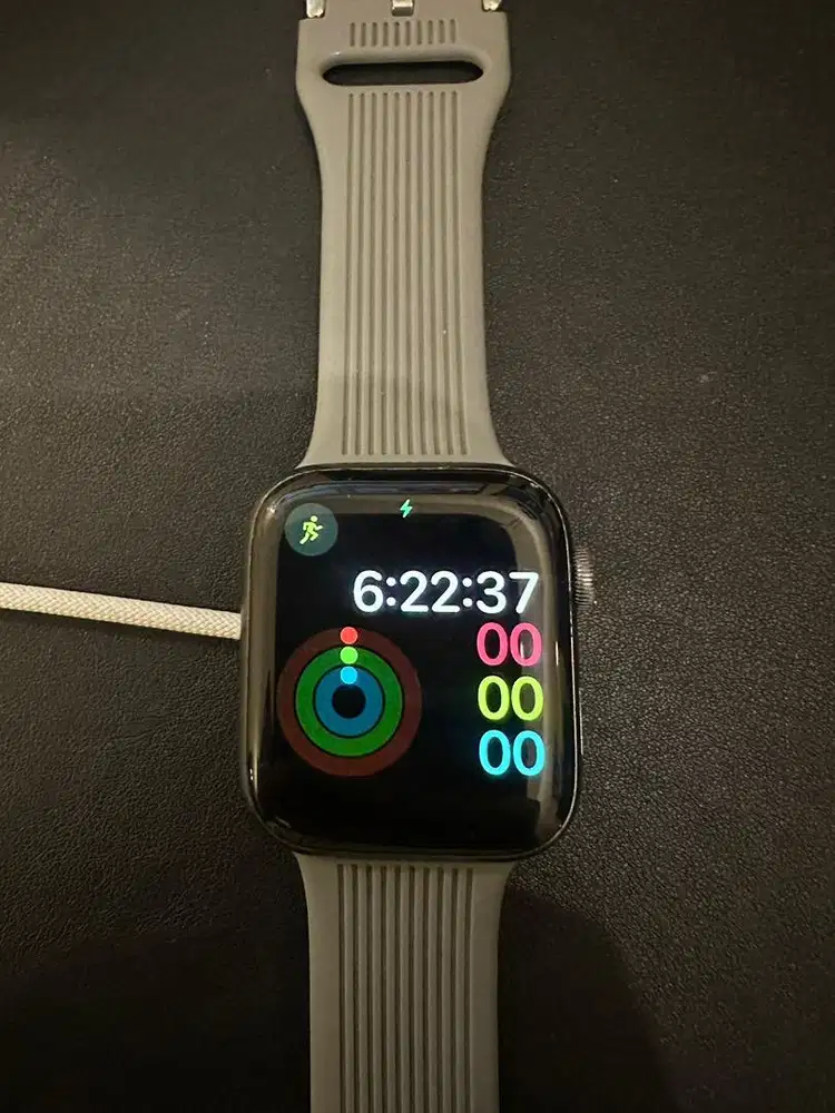 Apple Watch Series 4 44mm Space Black