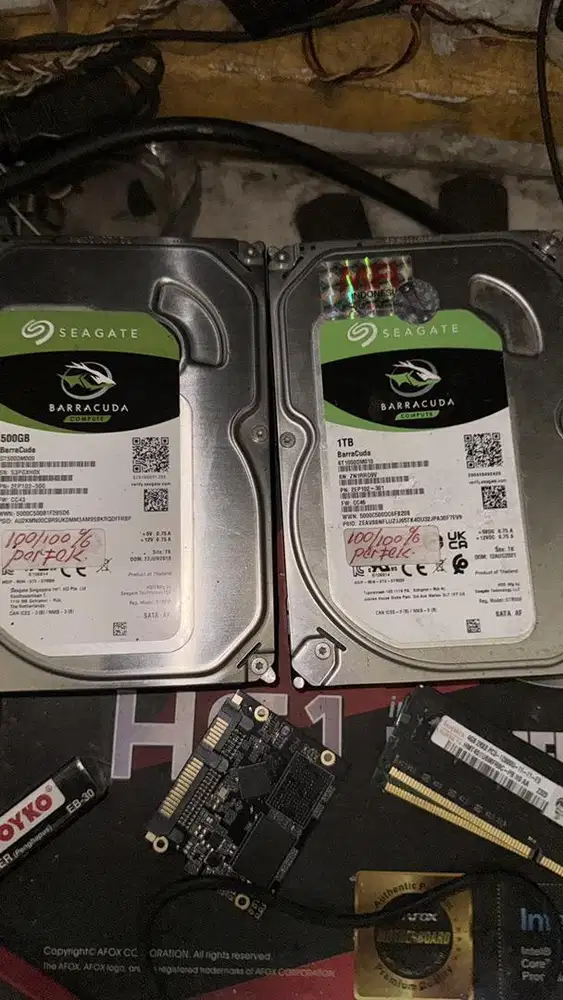 hardis seaget 1tb & 500gb kondisi normal sentinel 100% perfek.