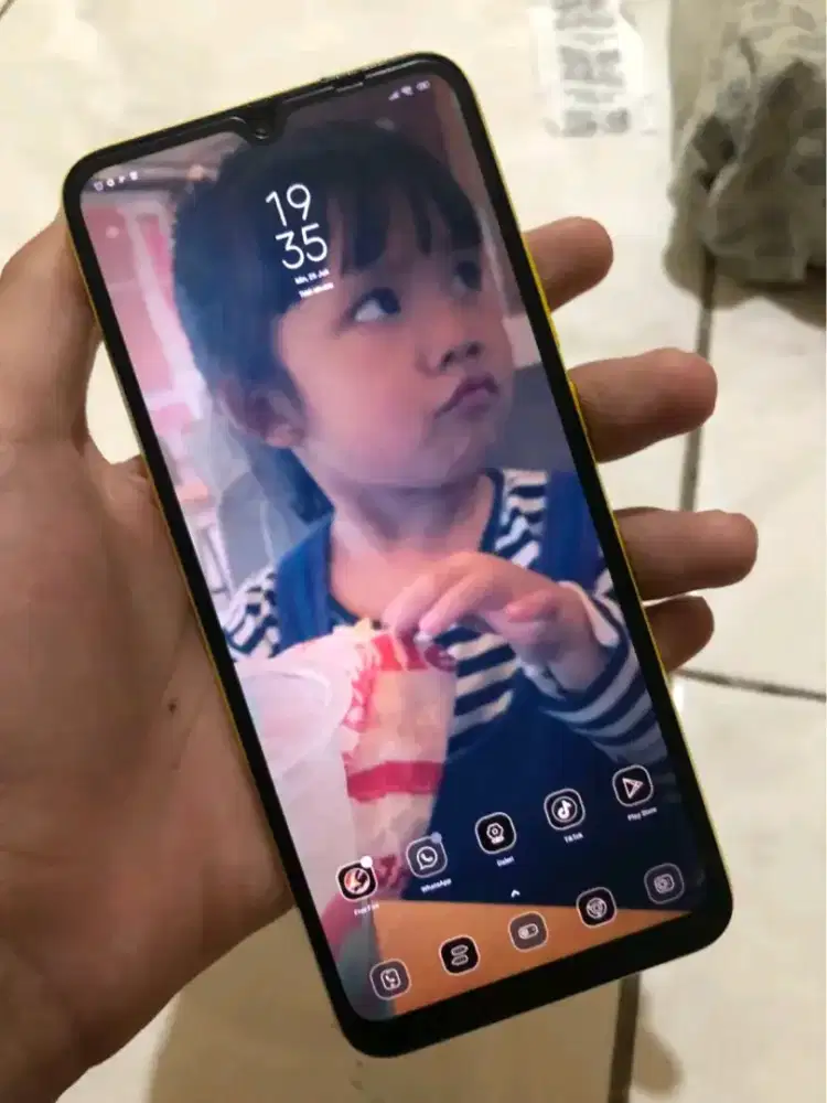 POCO C40 RAM 4/64
