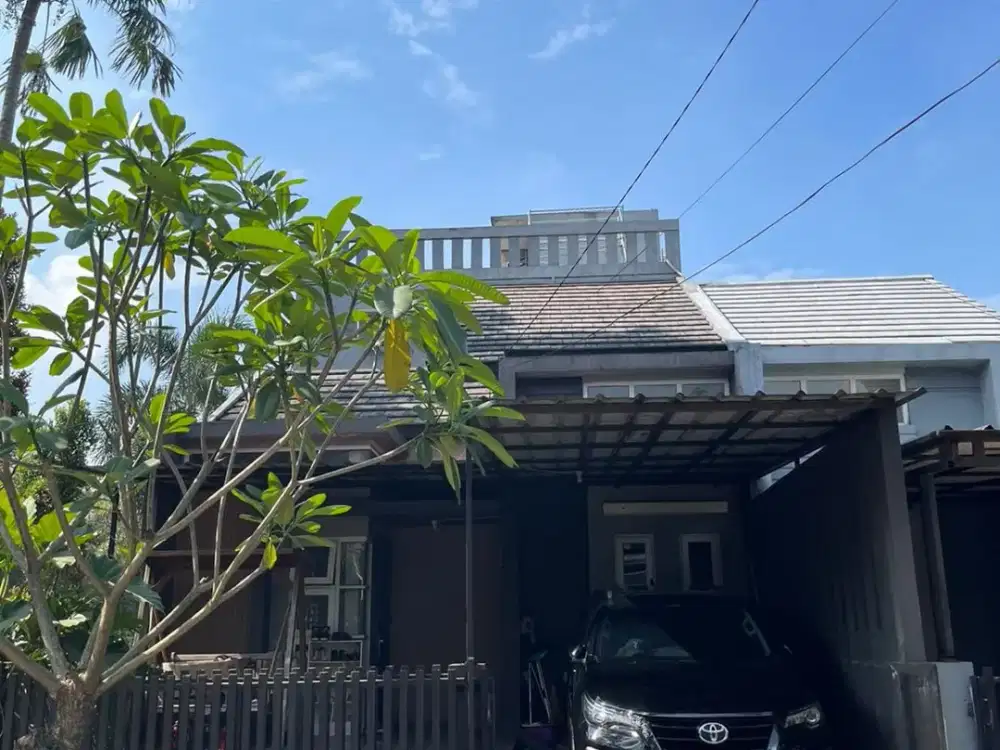 Rumah Nyaman dan Sejuk di Bukit Golf Cibubur Jakarta Timur