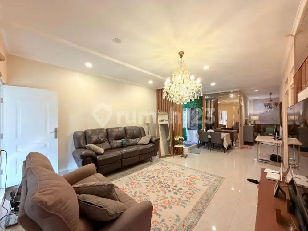 Rumah Fully Furnish di Tebet, Dekat Taman Akses Mudah