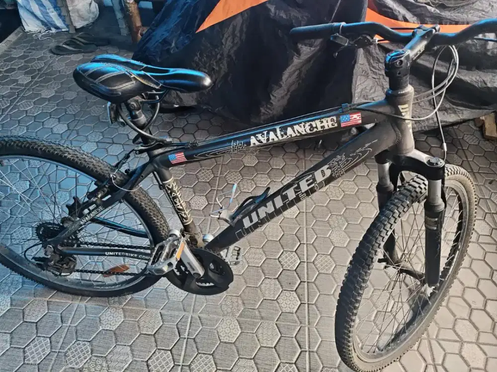 United Bike Avalanche