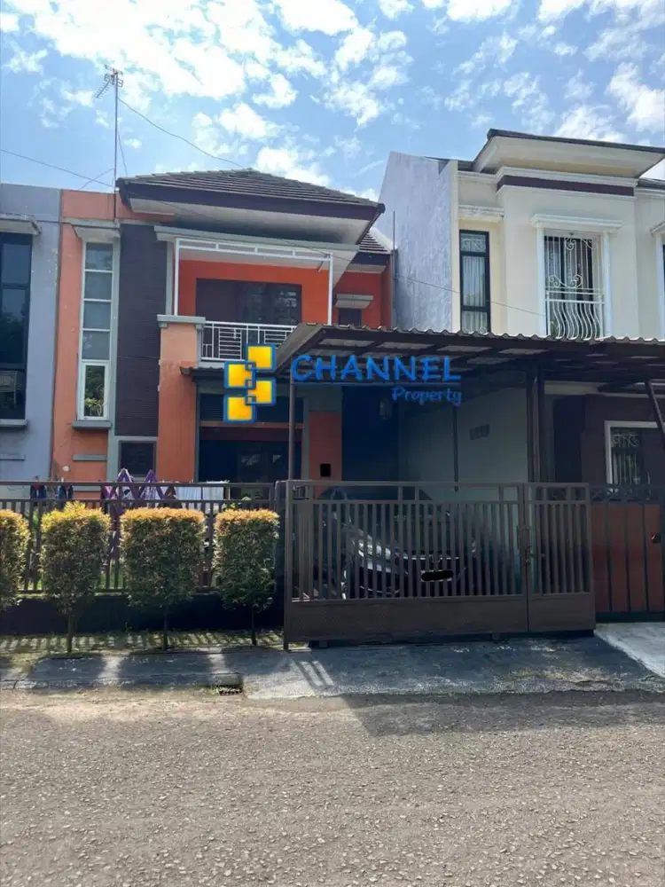 Jual Rumah 2 Lantai Siap Huni Dekat Akses Tol Griya Loka BSD
