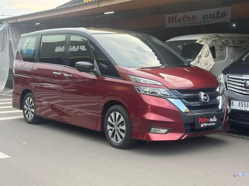 Nissan Serena HWS 2019/2020 Merah