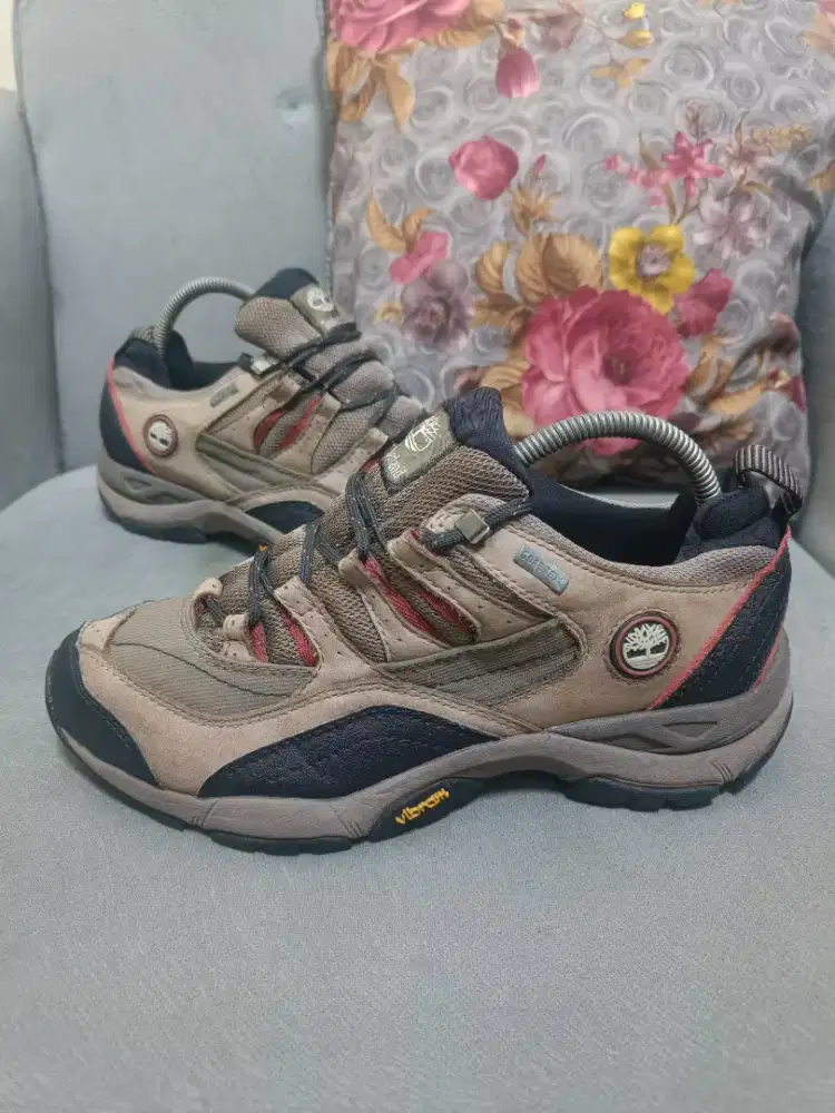 Sepatu Timberland Goretex Outdoor Hiking Original Size 40