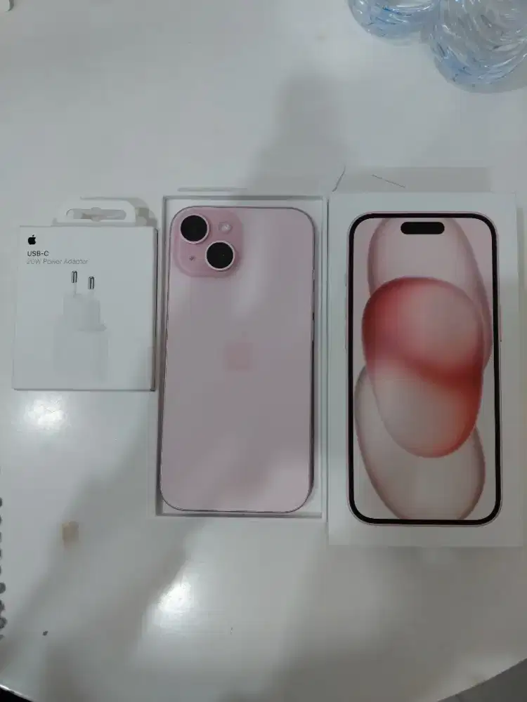 iPhone 15 128GB