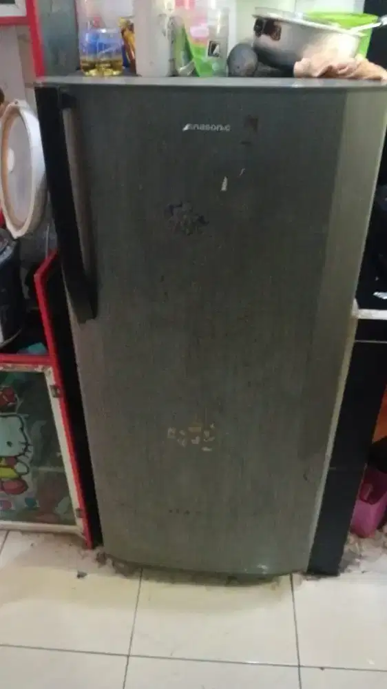 Jual cepat kulkas 1 pintu