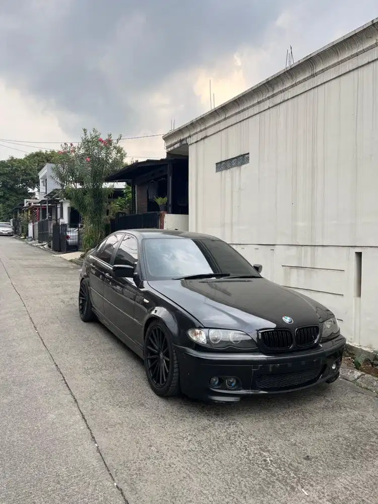 BMW E46 318i tahun 2004 N42 AT Black on Beige jual cepaat