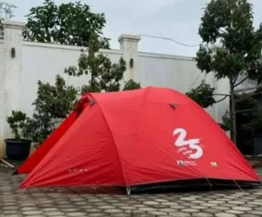 Tenda Borneo 4 red limited edition
