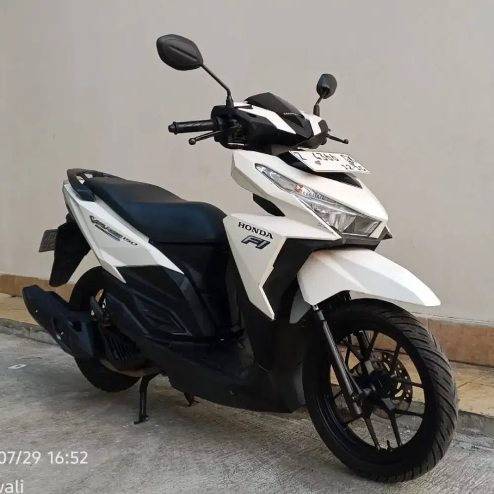HONDA VARIO 150 OLD TAHUN 2015 CASH ONLY