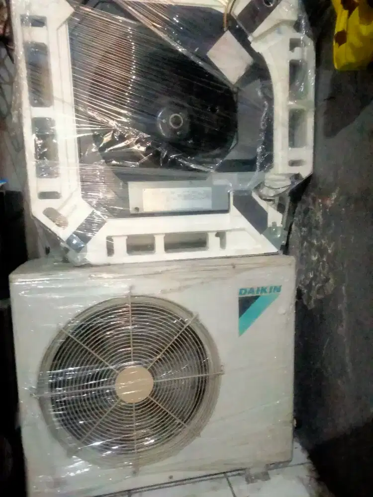 ac.cassette Daikin Thailand 2 pk normal 1 fasa masih original