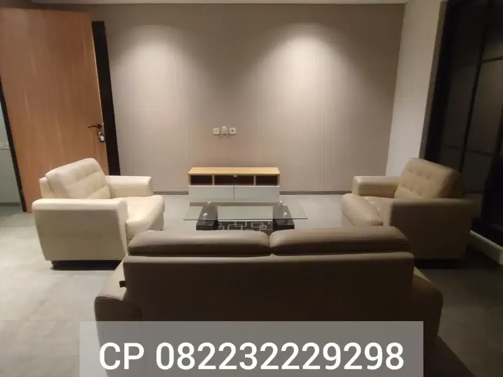DISEWAKAN RUMAH MODERN FULL FURNISH PERUM ELIT JEMBER