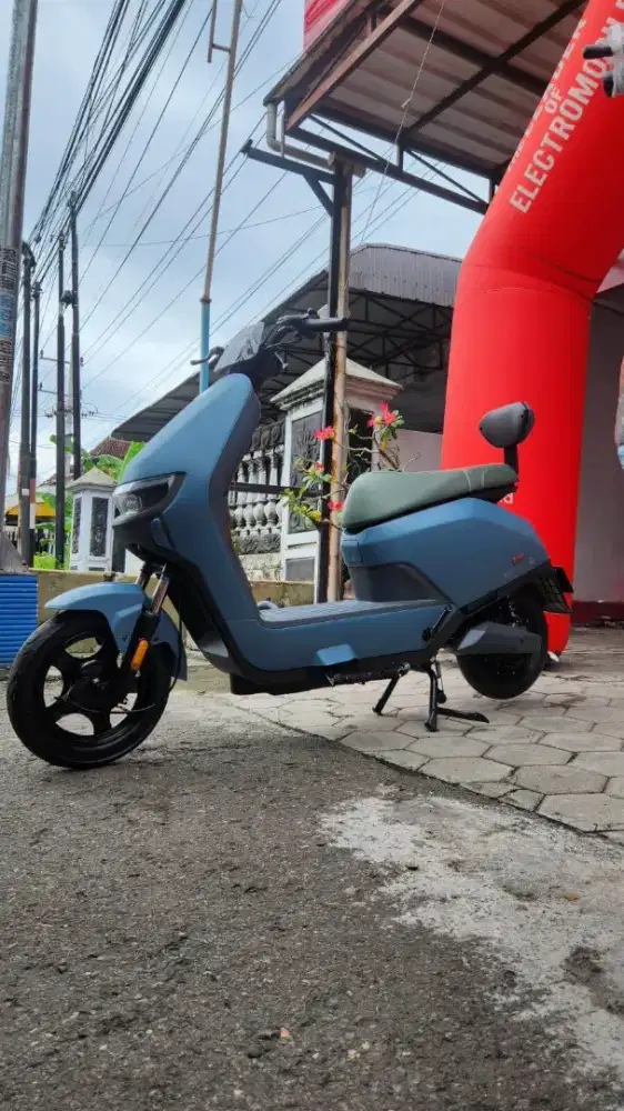 uwinfly m70bekas