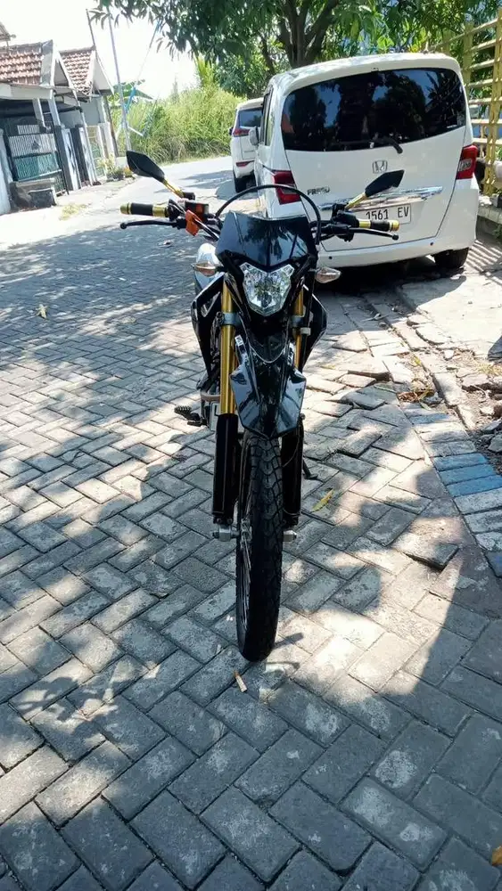 Di Jual Honda CRF Hitam 2020 Mulus Murah meriah, Plat Panjang