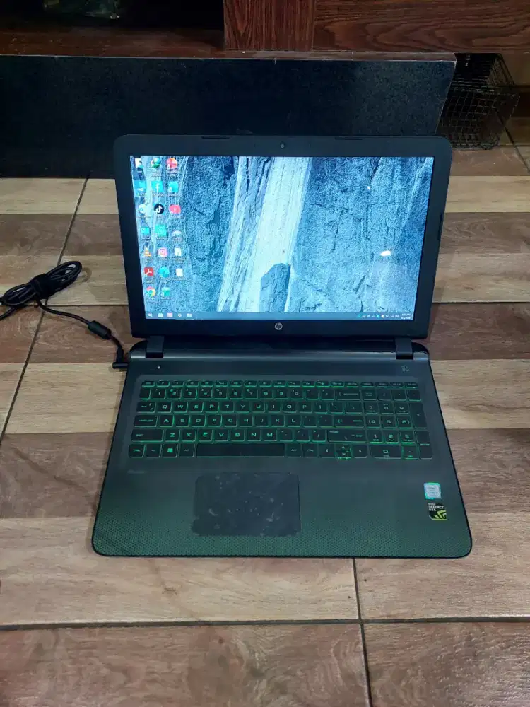 Laptop HP core i7 ram 16Gb ssd 1.2TB GTX950 16inch mantap mulus