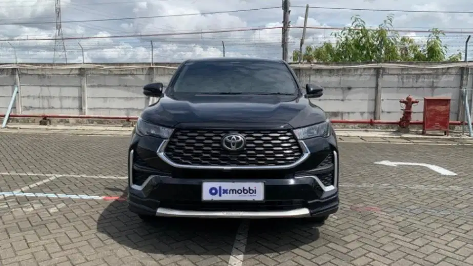 TDP 16 JT Toyota Kijang Innova 2.0 Zenix G CVT Bensin-AT Hitam 2023