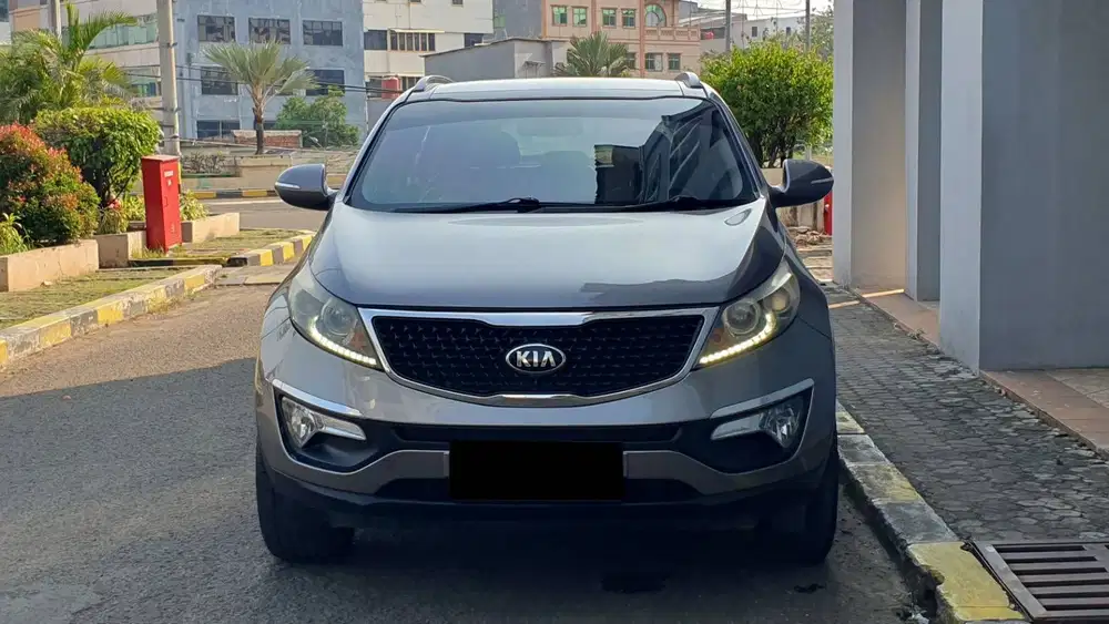 KIA Sportage 2.0 EX Panoramic AT Abu Metalik NIK 2014 Pajak Panjang