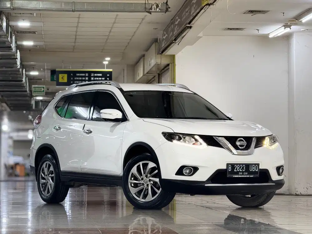 LOW KM  !!! Nissan xtrail 2.5 2016 TE32 MATIC BENSIN