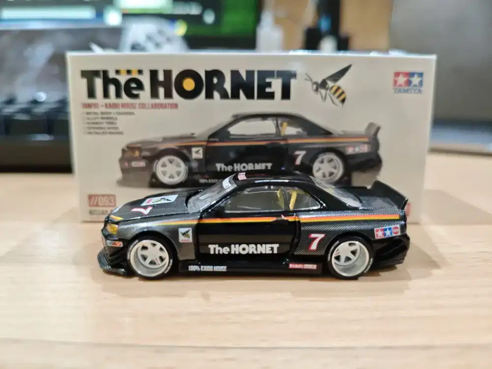 Mini GT Kaido House Nissan R34