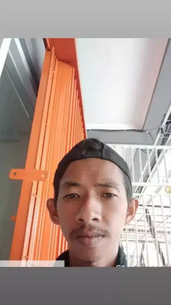 Mencari pekerjaan kurir