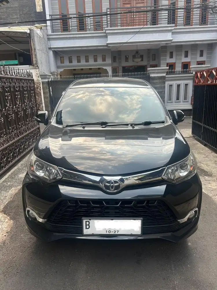 Toyota Veloz 1.5 A/T Th 2017 W.Hitam met