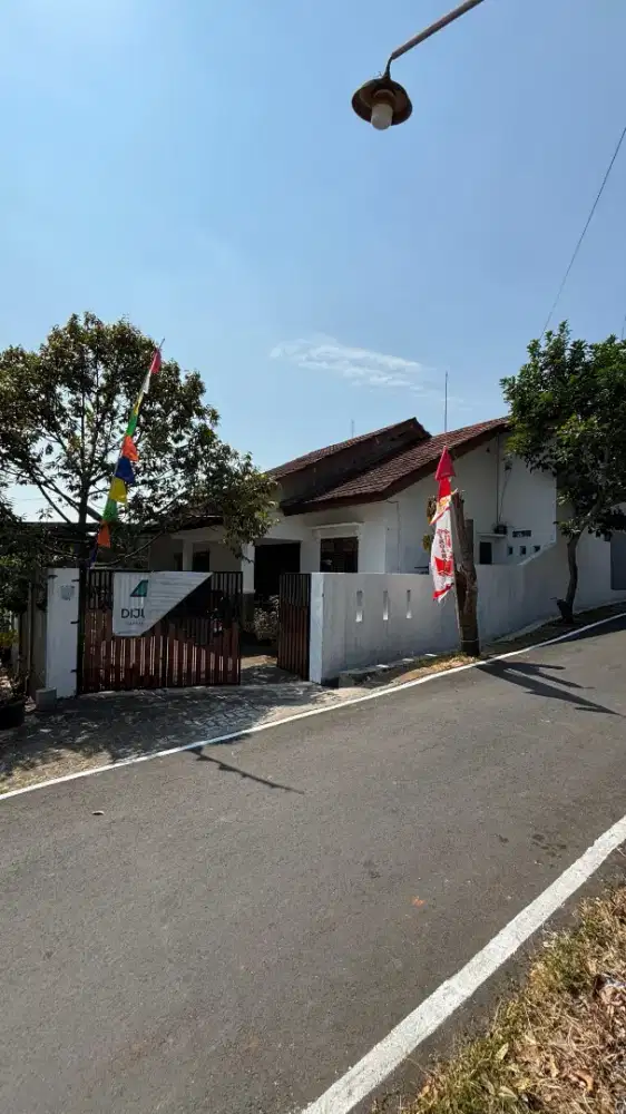 RUMAH HOOK SIAP HUNI KALIPANCUR MANYARAN