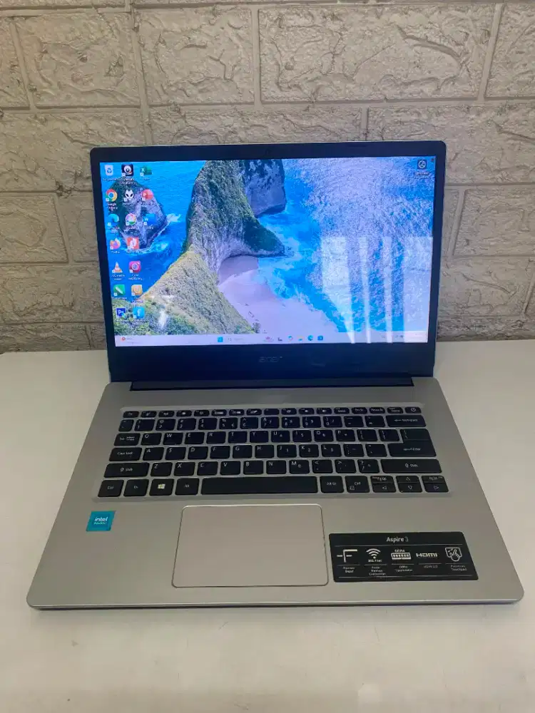 Laptop Acer Aspire Pelajar