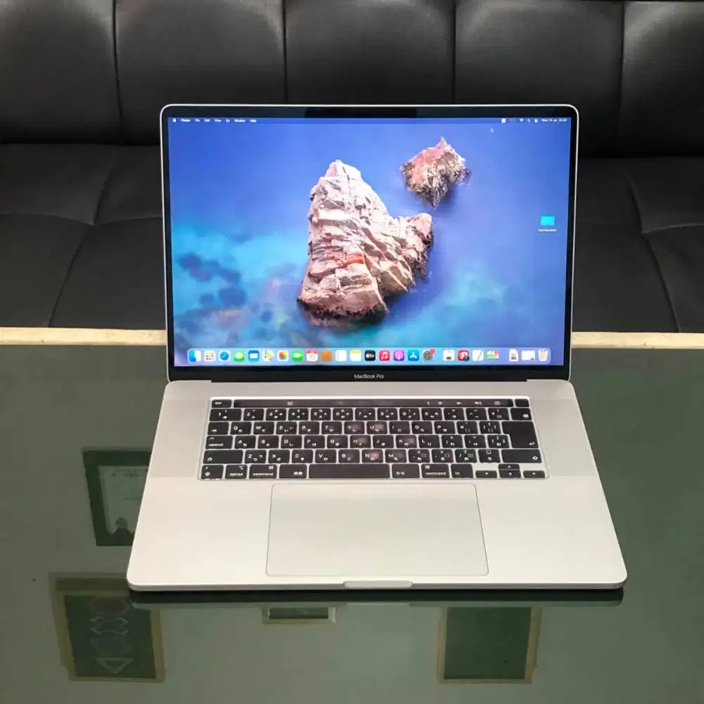 MACBOOK PRO A2141 (2019) 16 INCH Intel Core i9-9880H RAM 32GB SSD 1TB