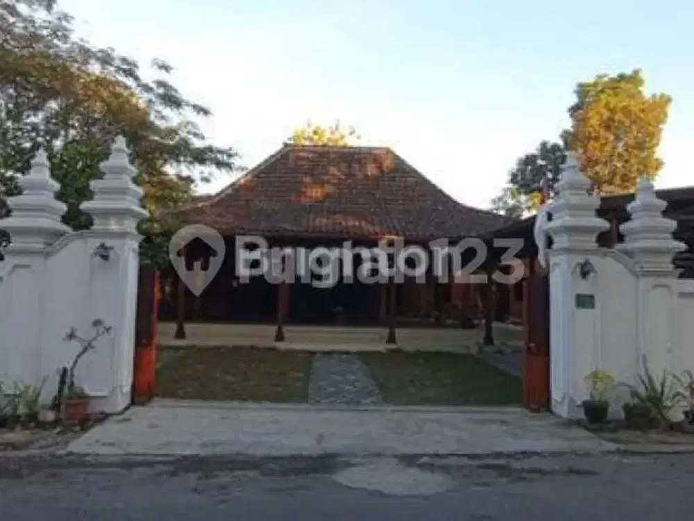 Rumah Joglo Kayu Jati Di Ngaglik Yogyakarta