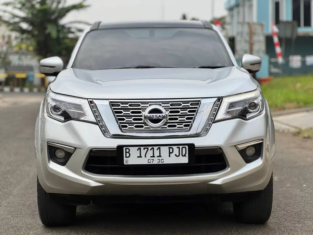Nissan Terra E AT Silver Metalik 2019