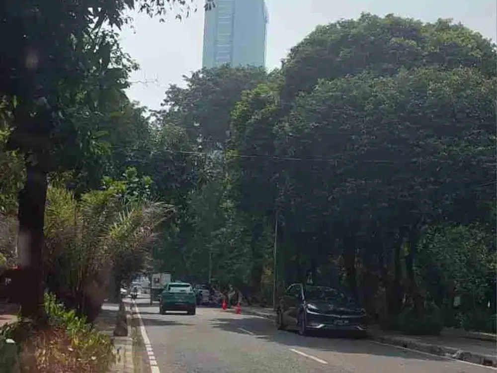 Menteng premium selangkah ke bunderan HI