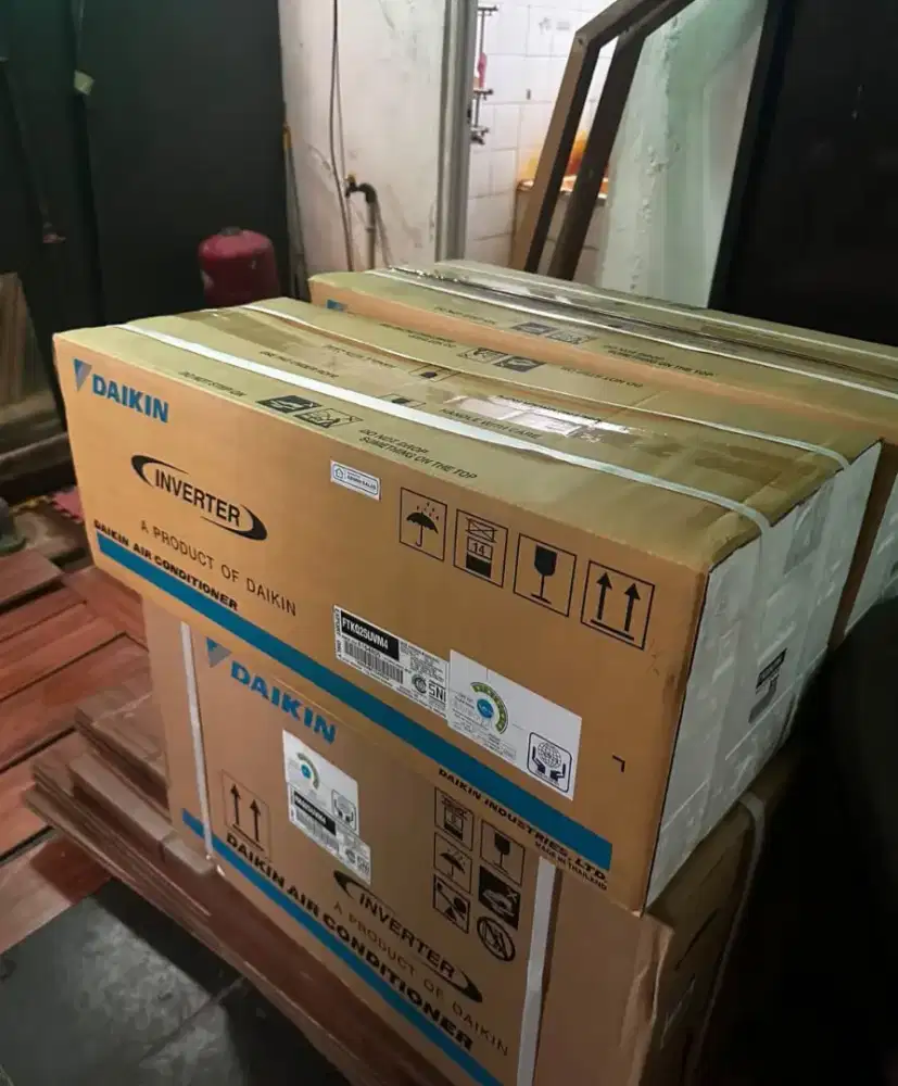 2 unit AC Daikin inverter 1 PK kondisi baru masih segel pabrik