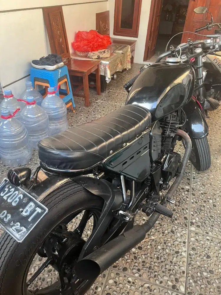 For sale Bratcafe basic byson