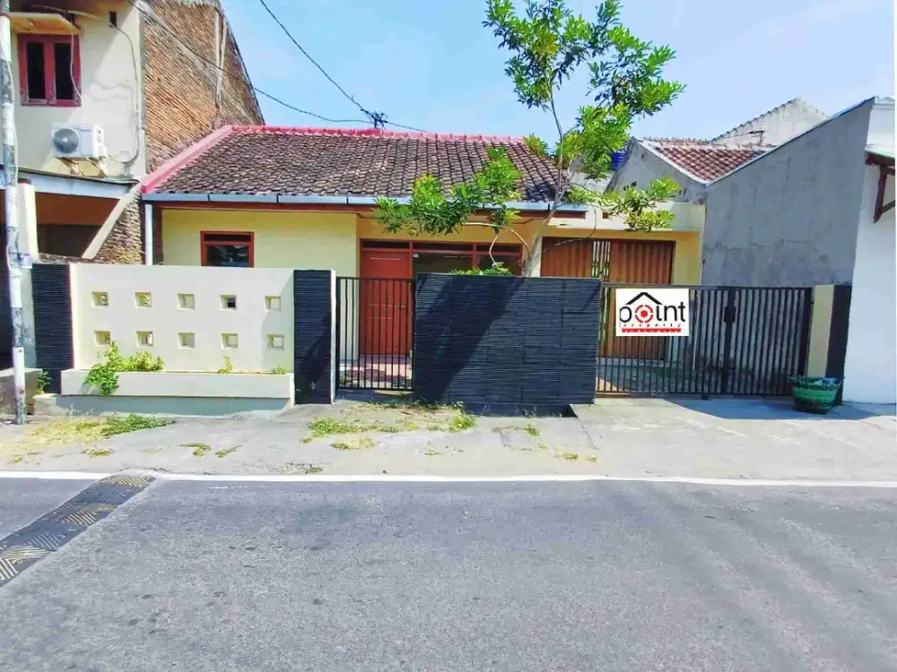 RUMAH STRATEGIS DEKAT KE IHS DAN JL ASI SUCIPTO COLOMADU KARANGANYAR