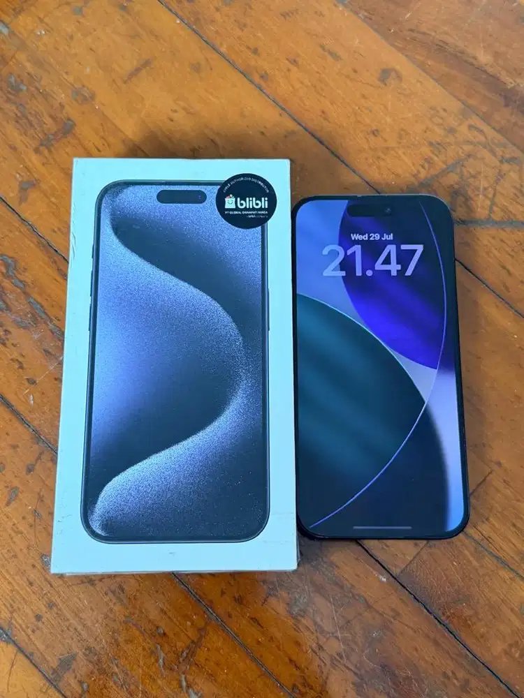 Jual BU Iphone 15 Pro 256GB Blue Titanium. Kondisi 95%.