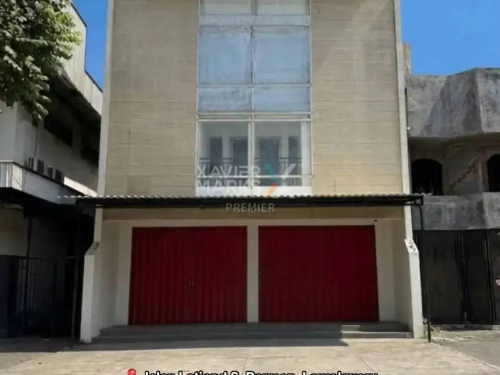 Gedung Kantor Di Poros Jalan Letjend S. Parman, Lowokwaru Kota Malang