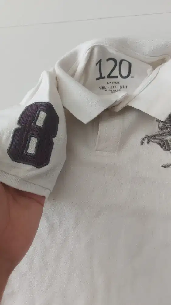 Kaos kemeja polo