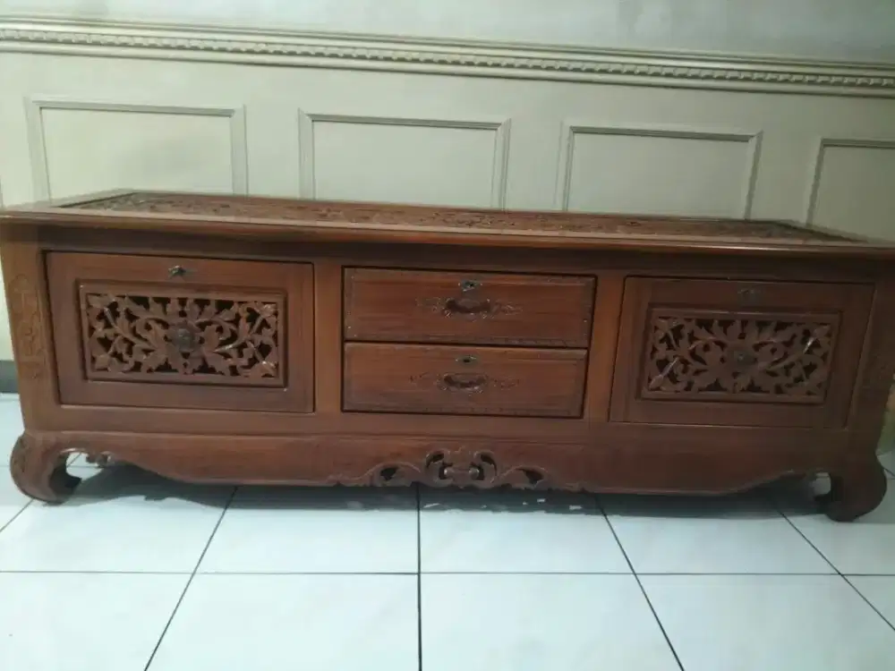 Buffet tivi Jepara full ukiran