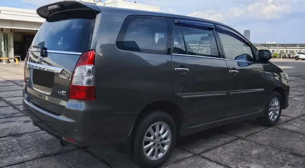 Toyota Kijang Innova 2012 Diesel