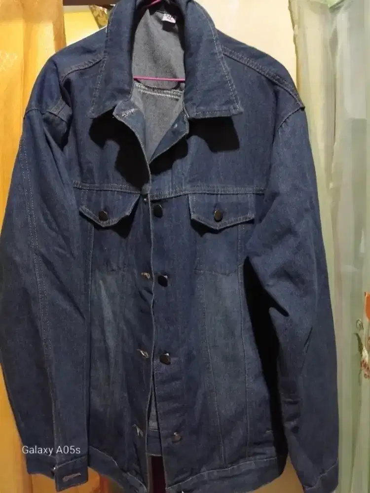 Jaket jeans hijau lumut