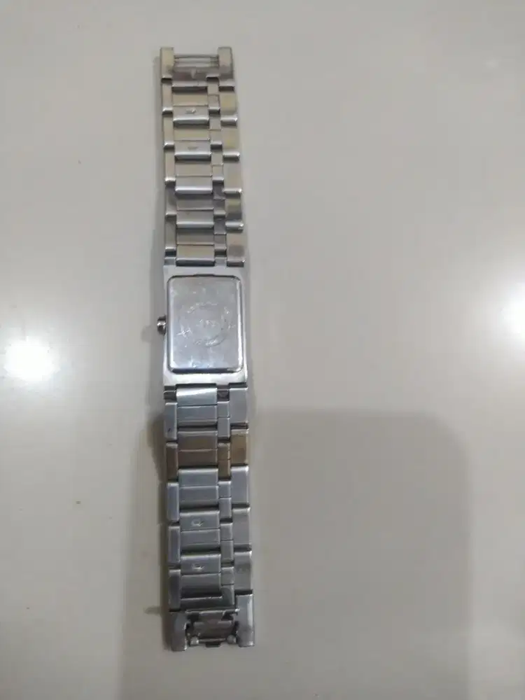 Jam tangan wanita merk esprit