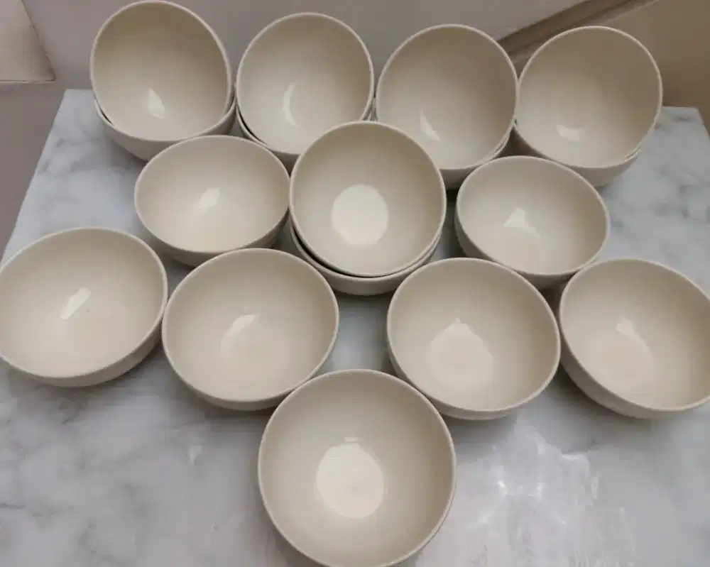 Mangkok keramik tebal polos