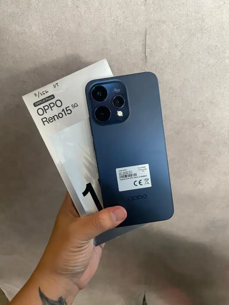 Oppo Reno 15 5G 8/256gb second super garansi on