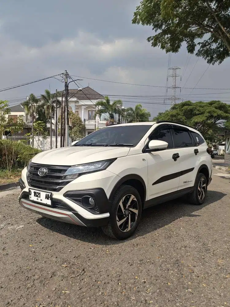 Toyota Rush 2019 Bensin