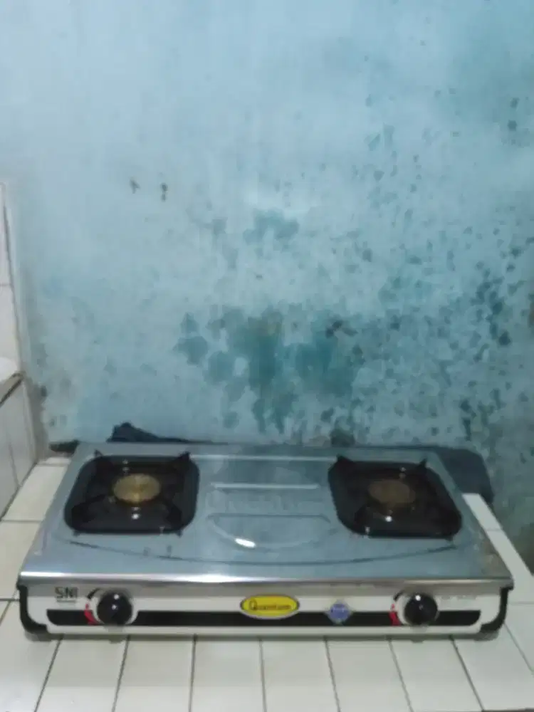 Kompor gas quantum 2 tungku