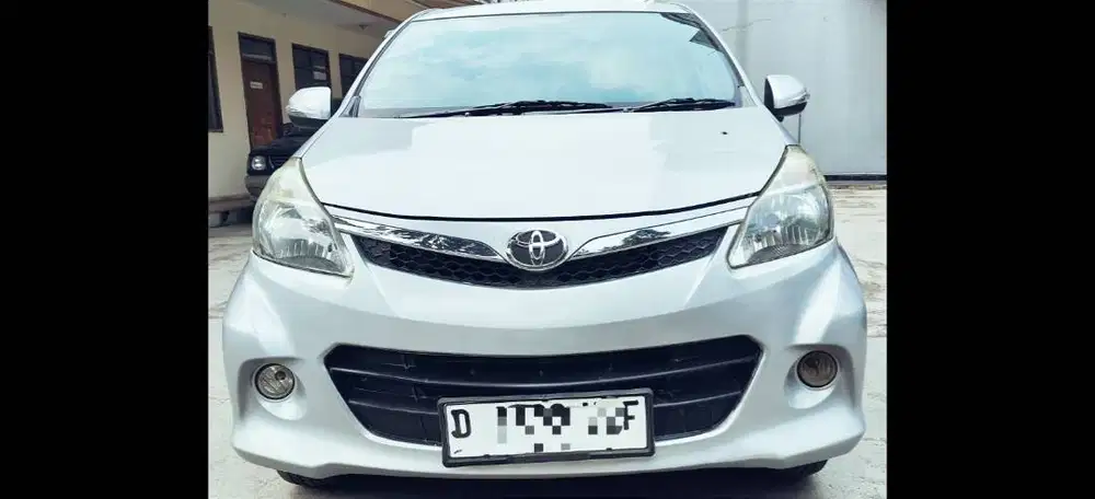 Avanza Veloz 1.5 at matik 2014 awal dual airbag ac dobel km low pajak
