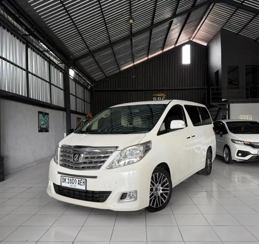 Alphard 2.4G 2014 pilot seat