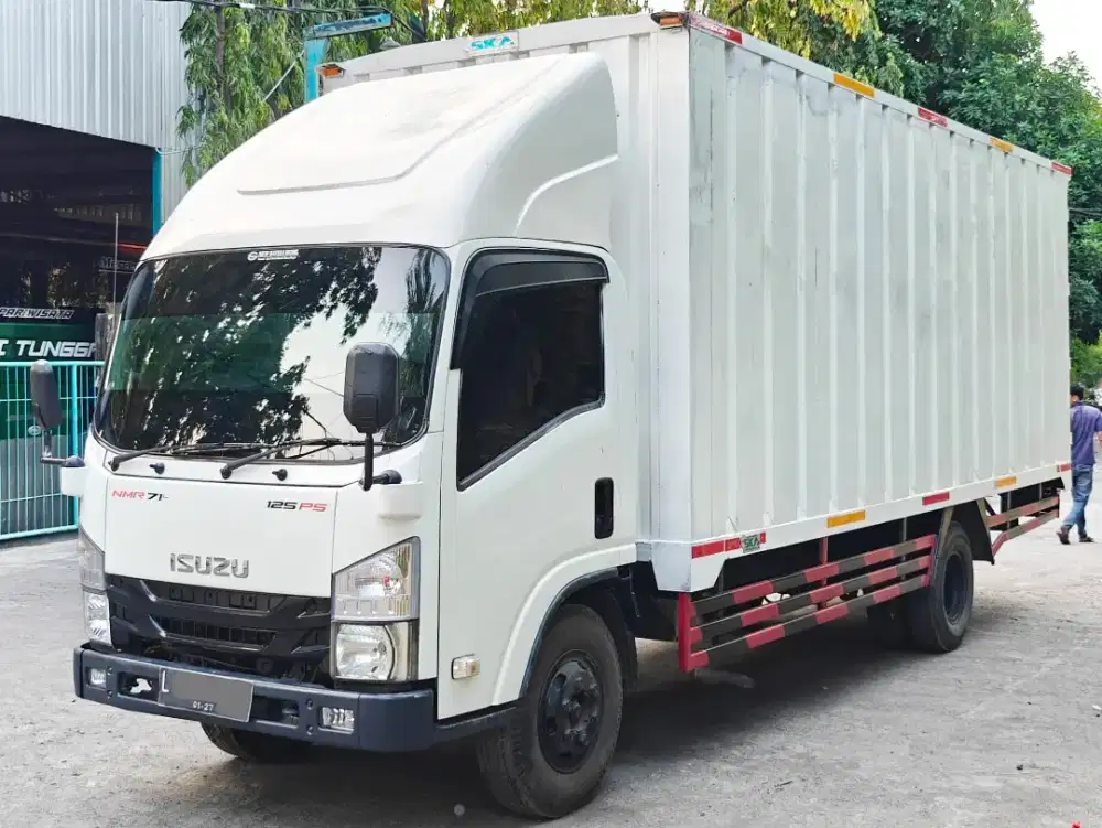 Euro2 30Kubik Isuzu ELF 6 roda 2021 125 PS Box Besi Giga NMR 71L Long