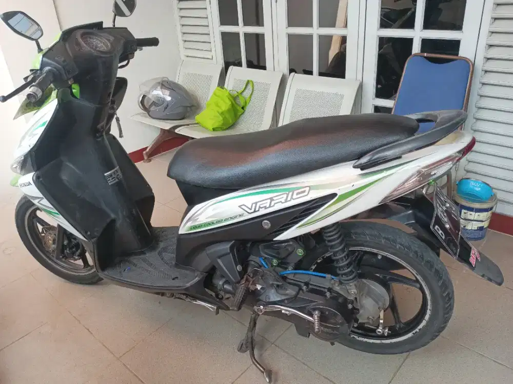 Vario 110cc putih hijau surat lengkap